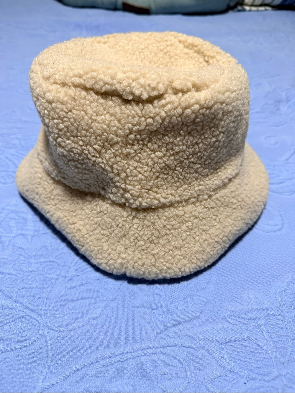 Sweaty Betty bucket hat - Picture 3 of 6